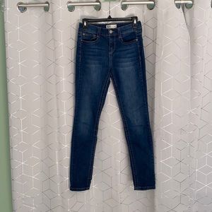Soft dark wash jeans! Size 5